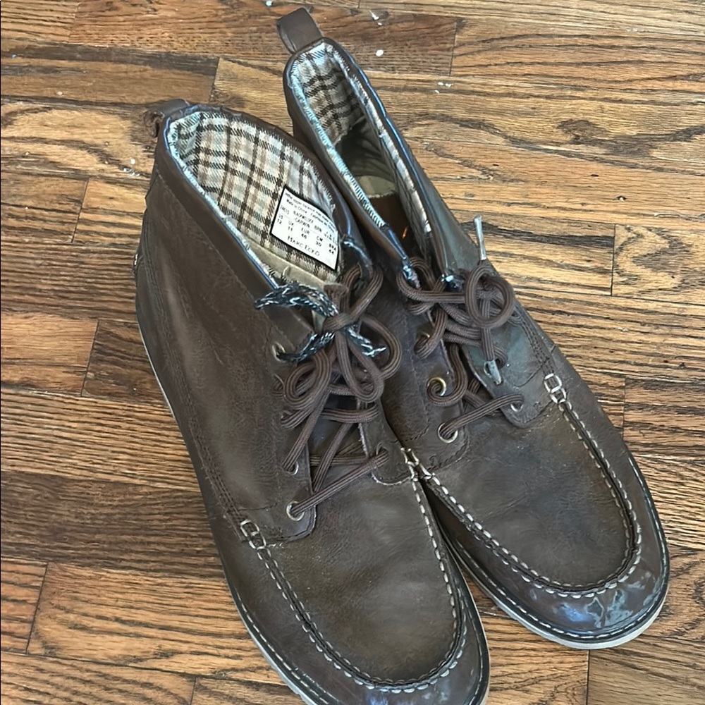 Marc Ecko Brown Chukka Boots with Plaid Lining